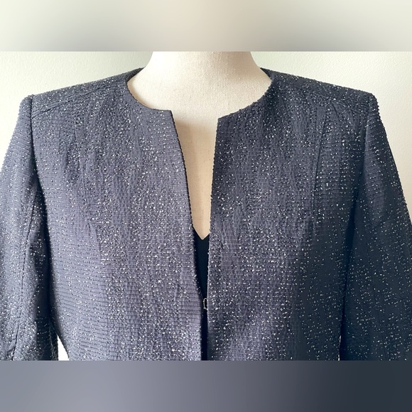 Tahari | Topper Jacket/Long Blazer 3/4 Sleeve | Black Textured | Size 6 - Picture 4 of 7